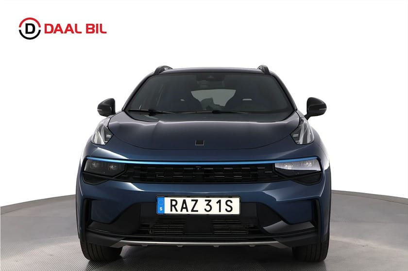 Bild 2 av Lynk & Co 01 PHEV DCT 261HK 3D-VIEW PANO INFINITY® COCKPIT DRAG