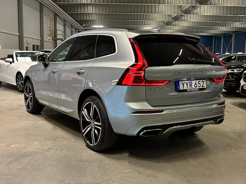 Bild 5 av Volvo XC60 Volvo T8 Twin Engine | B&W | Panorama | HUD