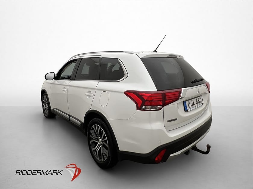 Bild 5 av Mitsubishi Outlander AWD Business 7-sits Läder Kamera Drag
