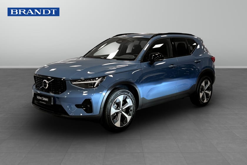 Bild 1 av Volvo XC40 B4 FWD Bensin Ultimate Dark Drag