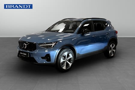 Volvo XC40 B4 FWD Bensin Ultimate Dark Drag