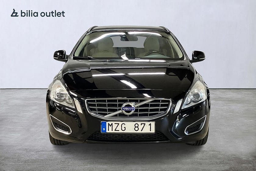 Bild 3 av Volvo V60 D4 aut Momentum 163hk Drag P-värm PDC