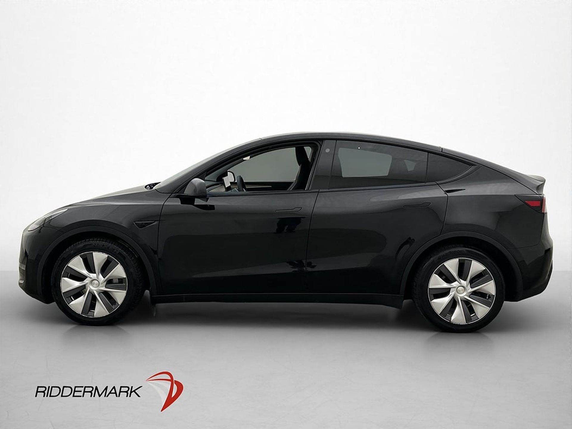 Tesla Model Y 2023, kuva 5/10