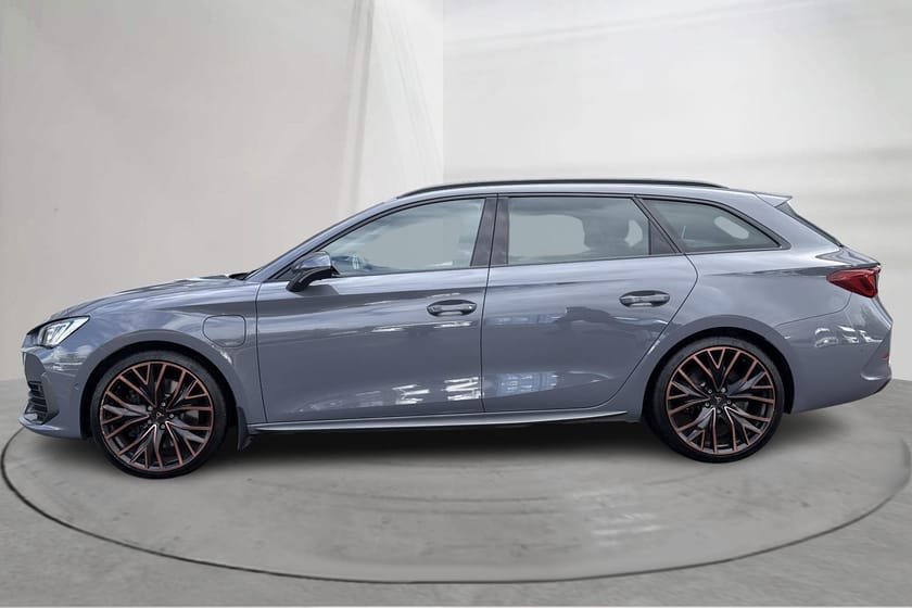 Bild 2 av CUPRA Leon Sportstourer e-Hybrid VZ (245hk) Vision Plus