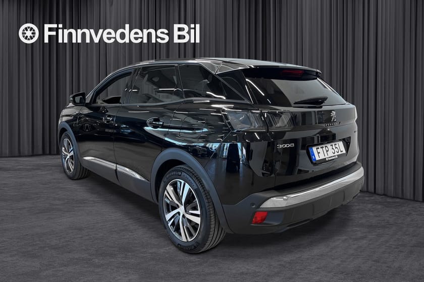 Bild 3 av Peugeot 3008 HYBRID4 300 ALLURE P PHEV EAT *V-hjul/Backkamera/Navi*