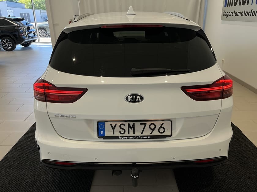 Bild 4 av Kia Ceed Sportswagon 1.4 T-GDI 140hk Drag, V-Hjul, m&k Värmare