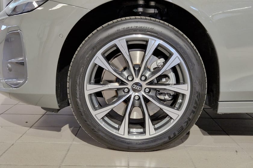 Bild 4 av Audi A6 Avant e-hybrid quattro 220 KW S TRONIC