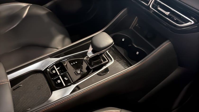 Bild 5 av MG HS PHEV LUXURY PLUG IN HYBRID 307HK 360 KAMERA NAVI