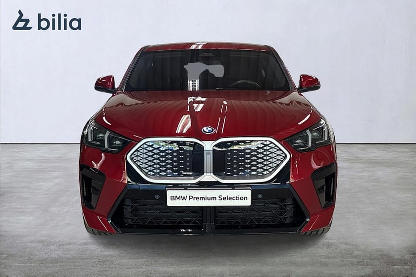 Bild 5 av BMW iX2 xDrive30 xDrive 30 M-Sport | Aktiv farth. | Tonade rutor | Drag
