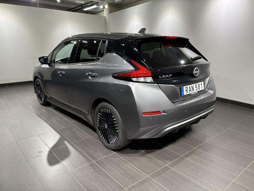 Bild 2 av Nissan Leaf N-Connecta 39 kWh 360° LED