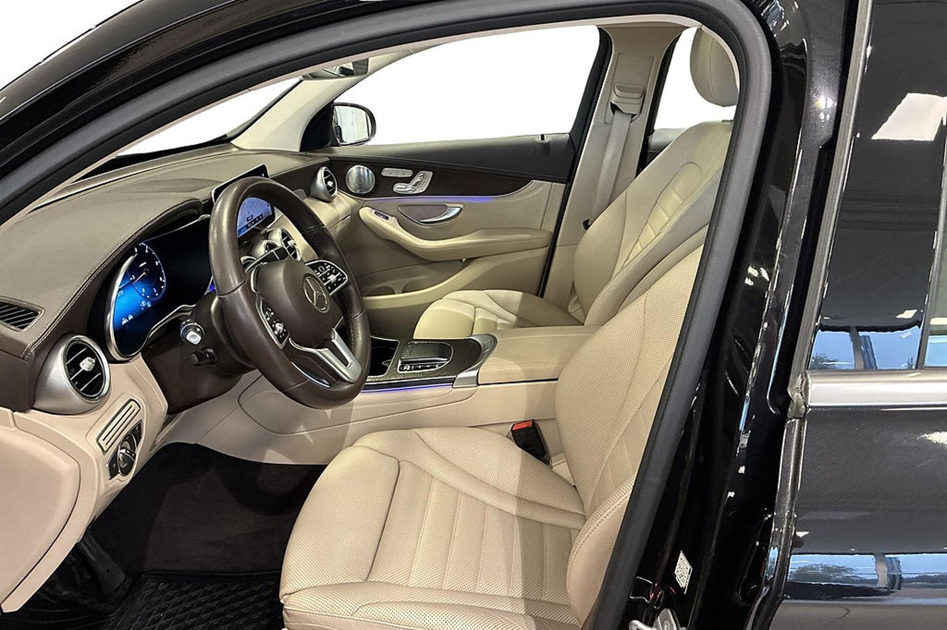 Mercedes-Benz GLC 2020, bild 7/10