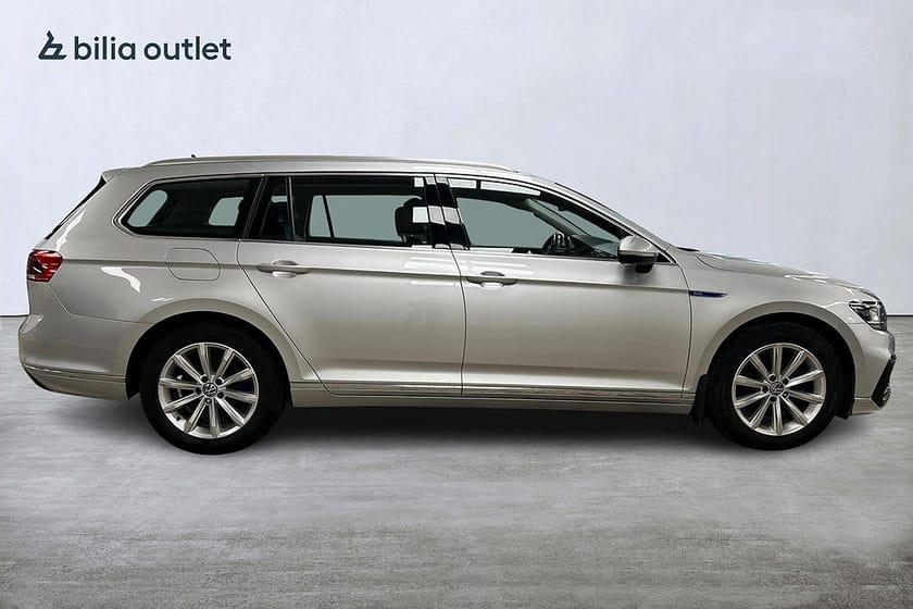 Bild 5 av Volkswagen Passat Sportscombi GTE 1.4 TSI Nyservad B-kamera Drag Navi