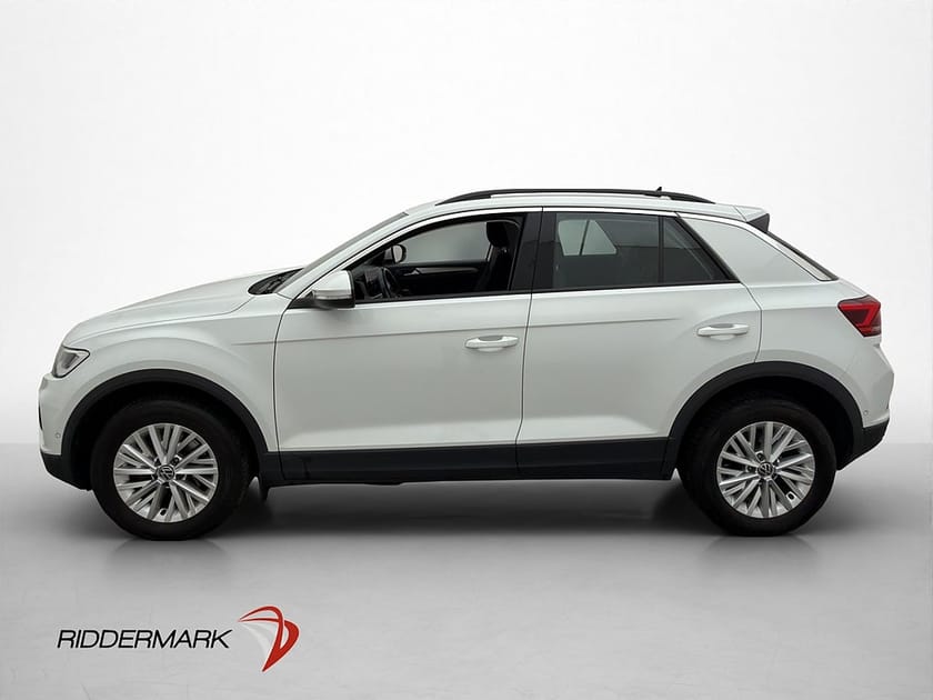 Bild 4 av Volkswagen T-Roc 1.5 TSI 150hk Cockpit Carplay Adaptiv-Fart