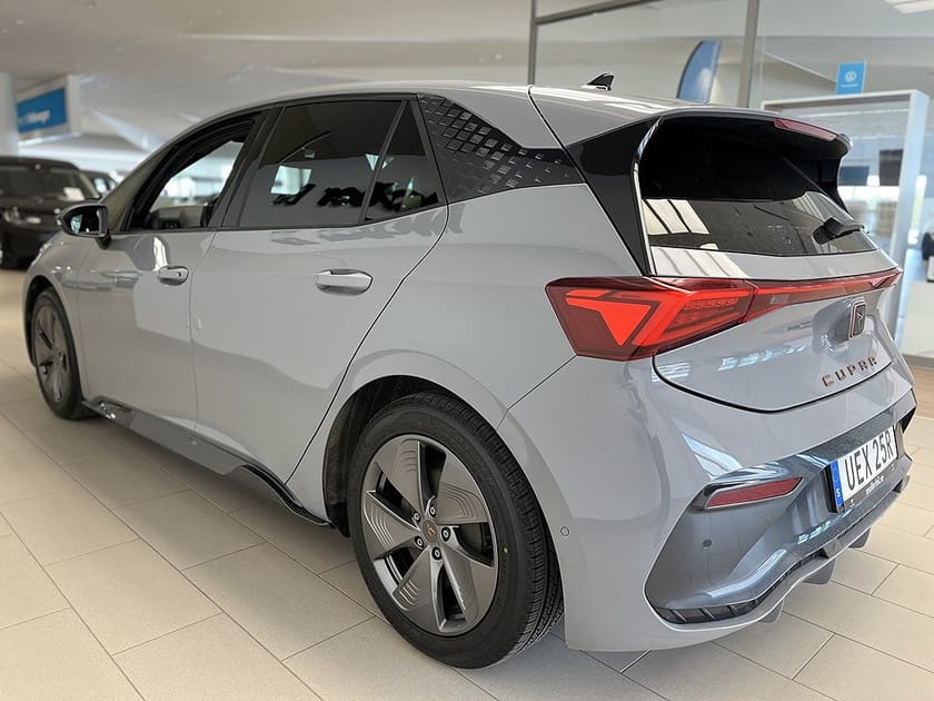 Bild 3 av CUPRA Born 58 KWH 204 HK|Adaptiv Farth.|B-kamera