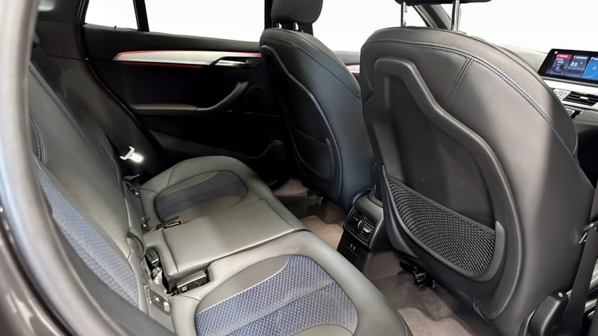 Bild 5 av BMW X1 xDrive20d 20d M Sport Head Up Drag