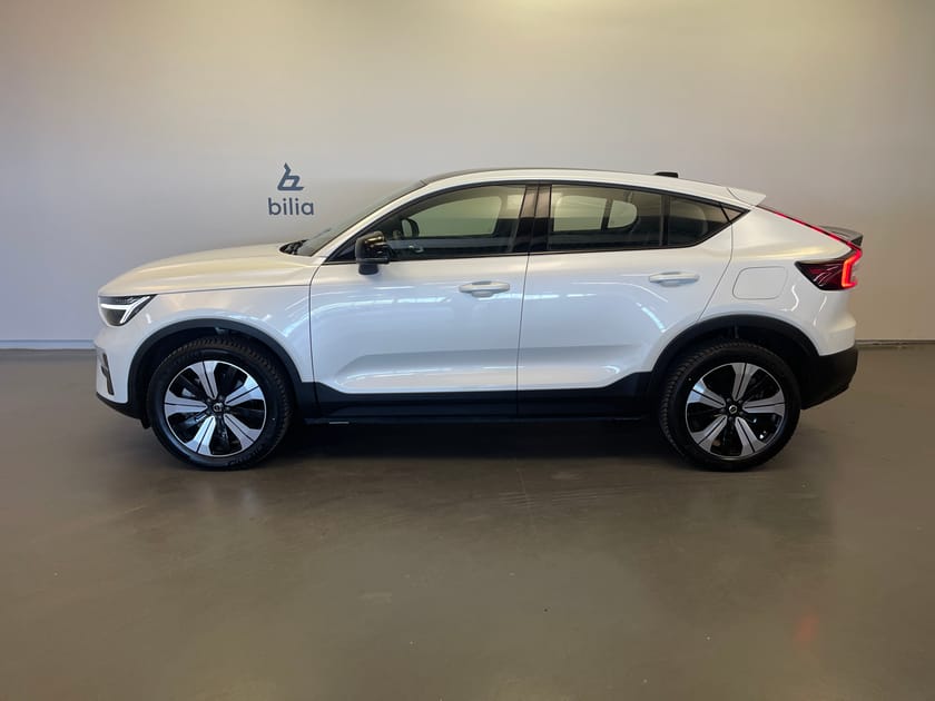 Bild 2 av Volvo C40 Recharge Core/ Navigation/ Bakkamera / 10.000 kr tillbehör/