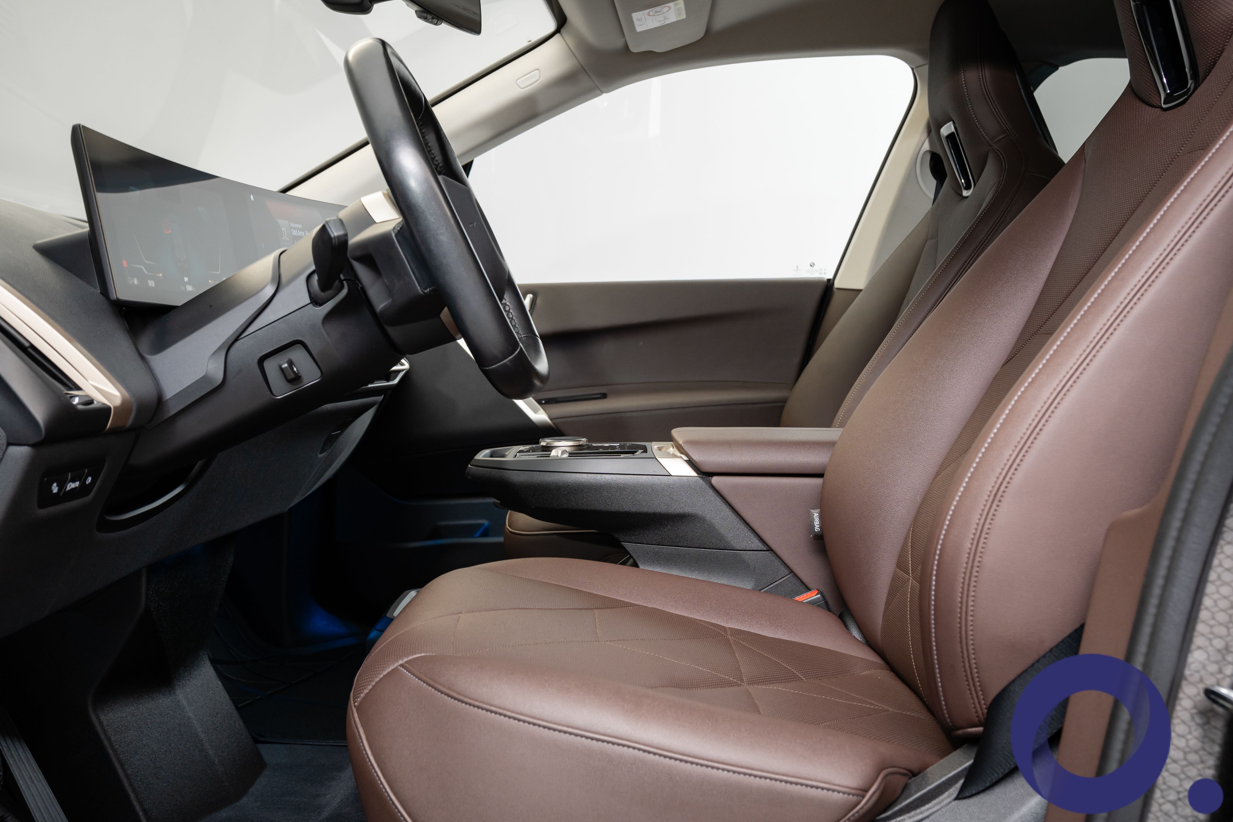 BMW iX xDrive40, 326ps, 2022
