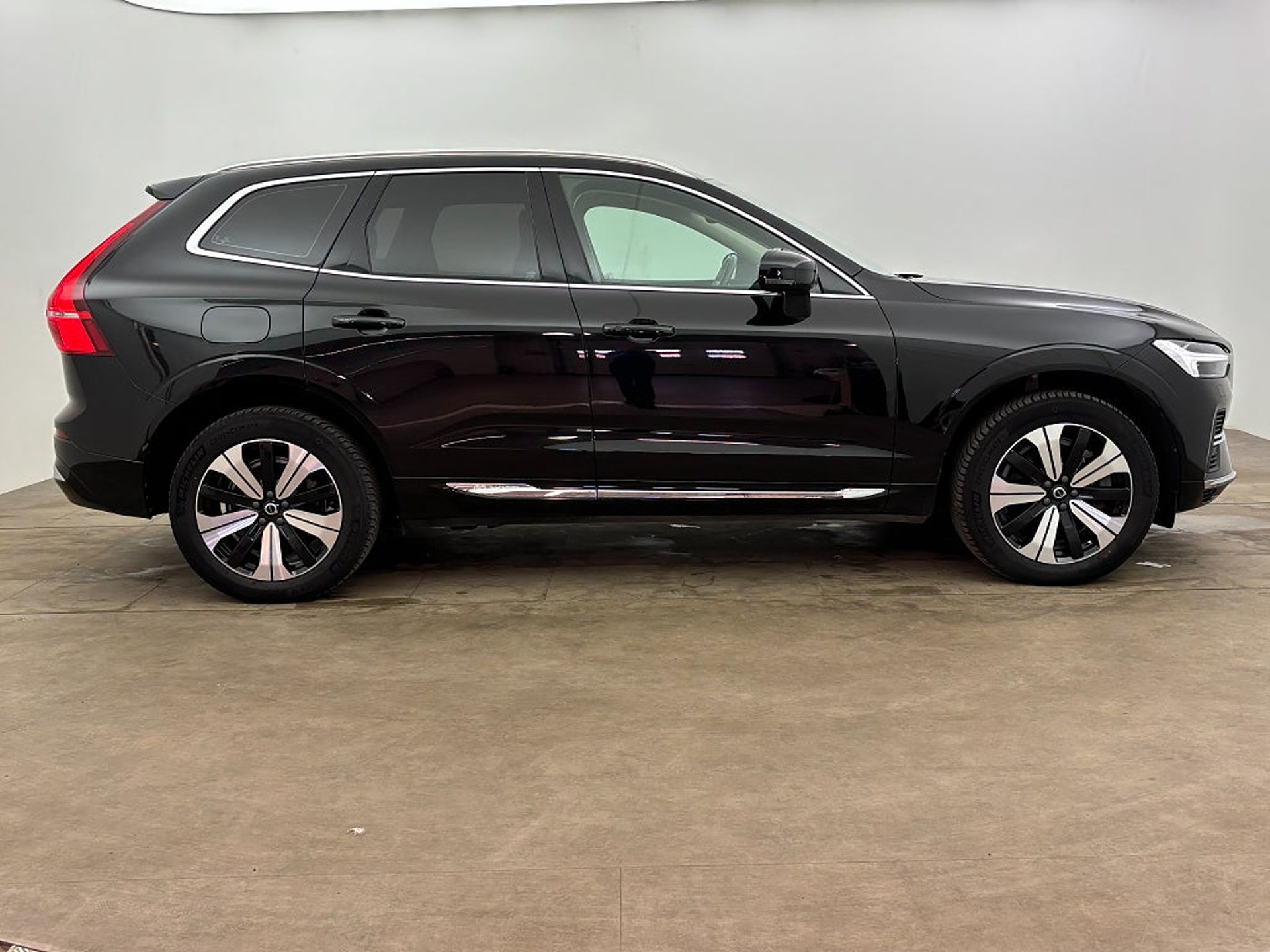 Volvo XC60 Recharge T6 AWD Core Bright 2023, bild 7/10