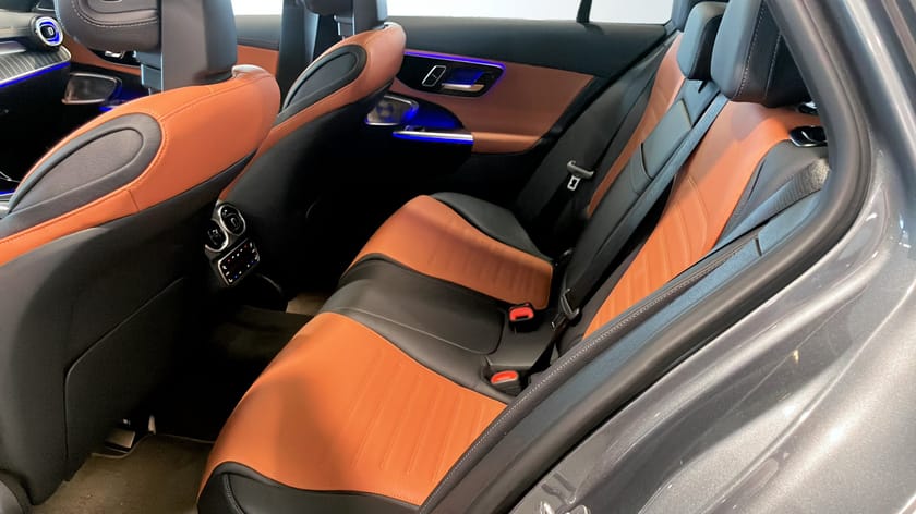 Bild 5 av Mercedes-Benz C 300 T de 4MATIC AMG Line