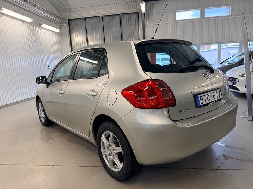 Bild 5 av Toyota Auris 5-dörrar 1.6 VVT, 124hk, Auto Välskött * Låga mil *