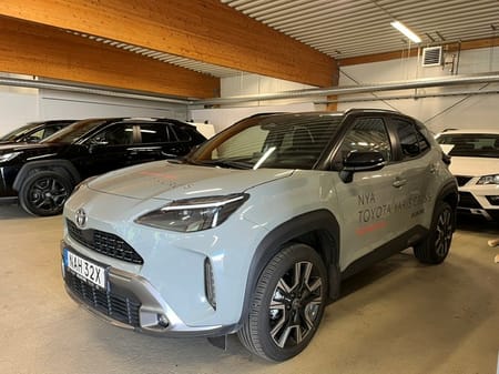 Toyota Yaris Cross Hybrid 130 Style Bi-Tone Vinterhjul