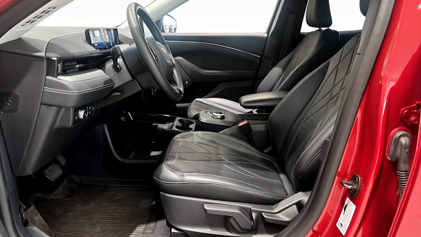 Bild 5 av Ford Mustang Mach-E Standard Range RWD TEKNIKPAKET
