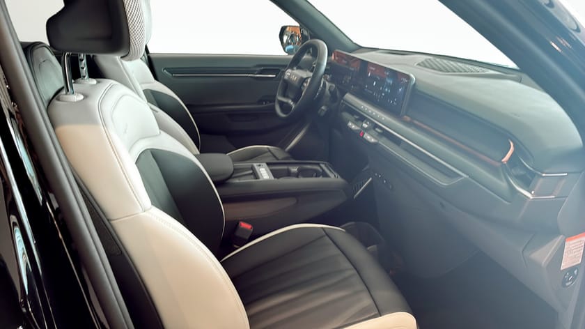 Bild 3 av Kia EV9 AWD GT LINE LONG RANGE 6 SITS-*SUPERKAMPANJ* FRIA V-HJUL