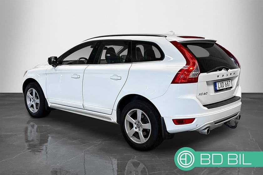 Bild 2 av Volvo XC60 D4 R-DESIGN VÄRMARE DRAGKROK SKINN