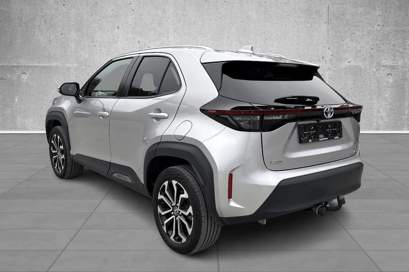 Bilde 3 av Toyota Yaris Cross Hybrid AWD-i 1.5 4X4 Active Tech, HENGERFESTE, FLOTT BIL