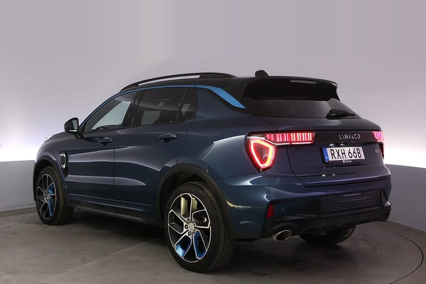Bild 4 av Lynk & Co 01 PHEV Pano 360 Adap Farth Infinity BLIS