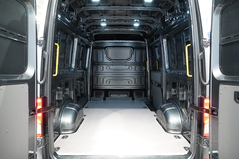 Bild 4 av Volkswagen Crafter TDI 177hk högtak
