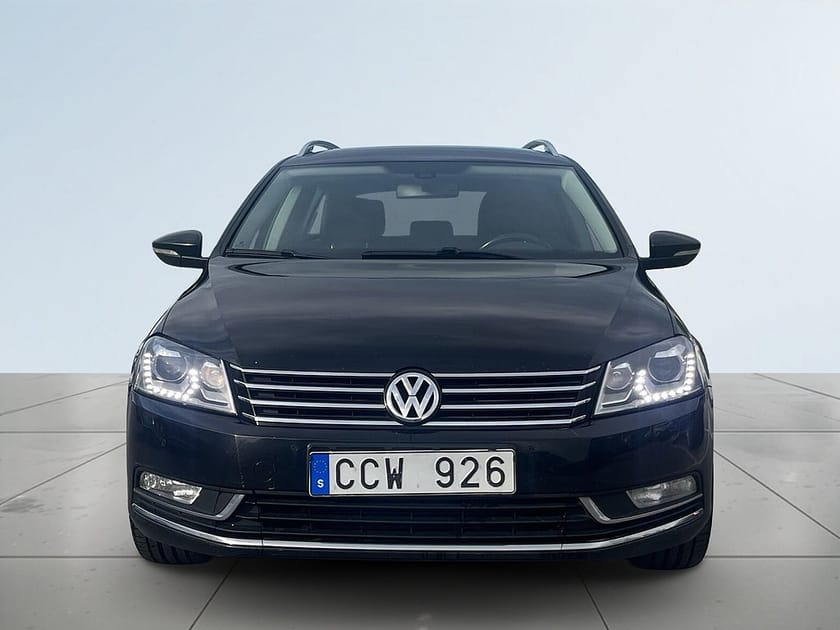 Bild 2 av Volkswagen Passat Variant 2.0 TDI Drag/P-Värm/P-Sens/S&V-Hjul/Ad. farth.