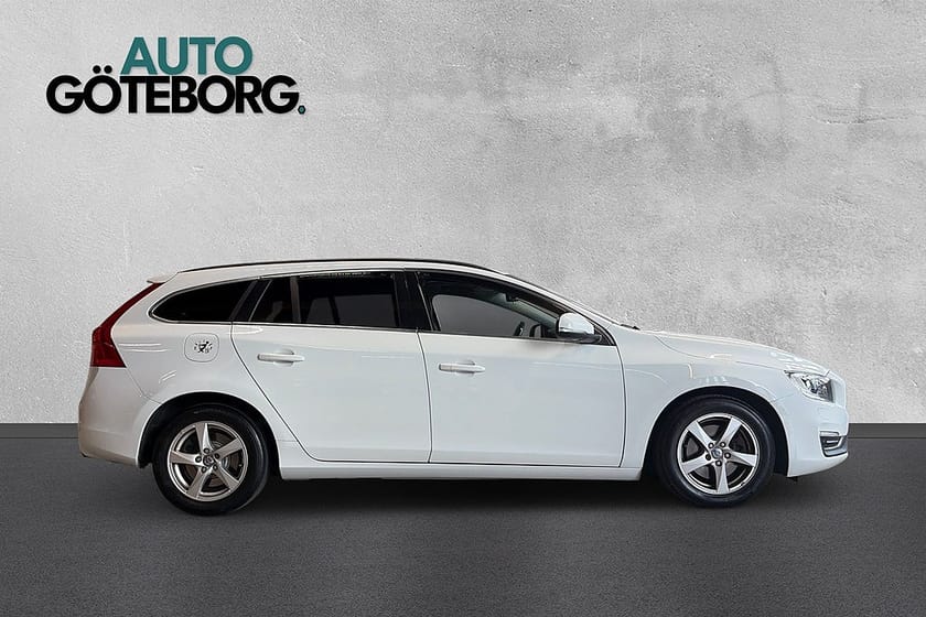 Bild 3 av Volvo V60 D4 Momentum Business Edition Pro Taklucka Fullservad