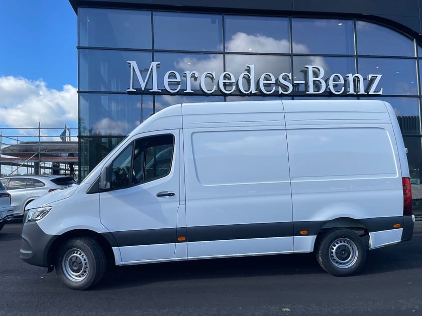 Bild 2 av Mercedes-Benz Sprinter 317 CDI RWD Panel Van 9G-Tronic Euro 6 SERVICEAVTAL 0:-
