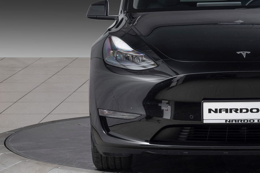 Bilde 4 av Tesla Model Y Long Range AWD Varmepumpe/Krok/El.seter/Glasstak/360kamera