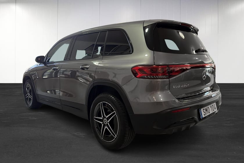 Bild 3 av Mercedes-Benz EQB 250+ 250 + AMG Line / Burmester / 7-Sits / MOMS