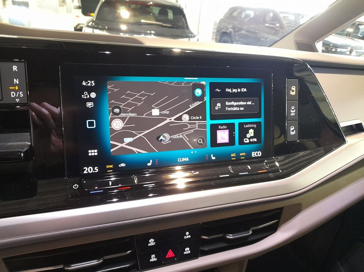 Volkswagen Volkswagen Multivan eHybrid 4M — bild 13