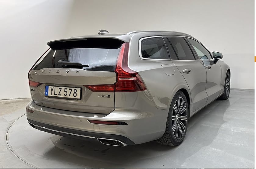 Bild 3 av Volvo V60 T6 AWD 310hk Inscription / Läder / Värmare