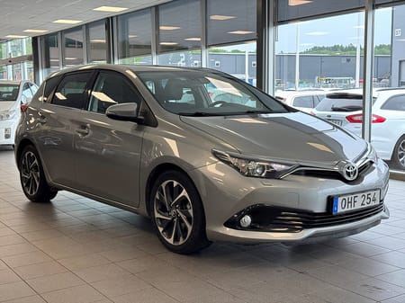Toyota Auris 1.2 Turbo Automat Multidrive S Kamera Active Plus