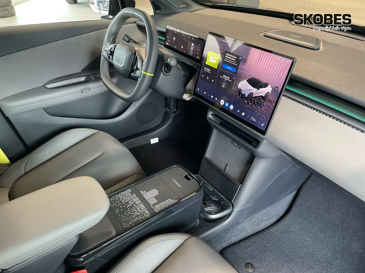 Lynk & Co 02 EV