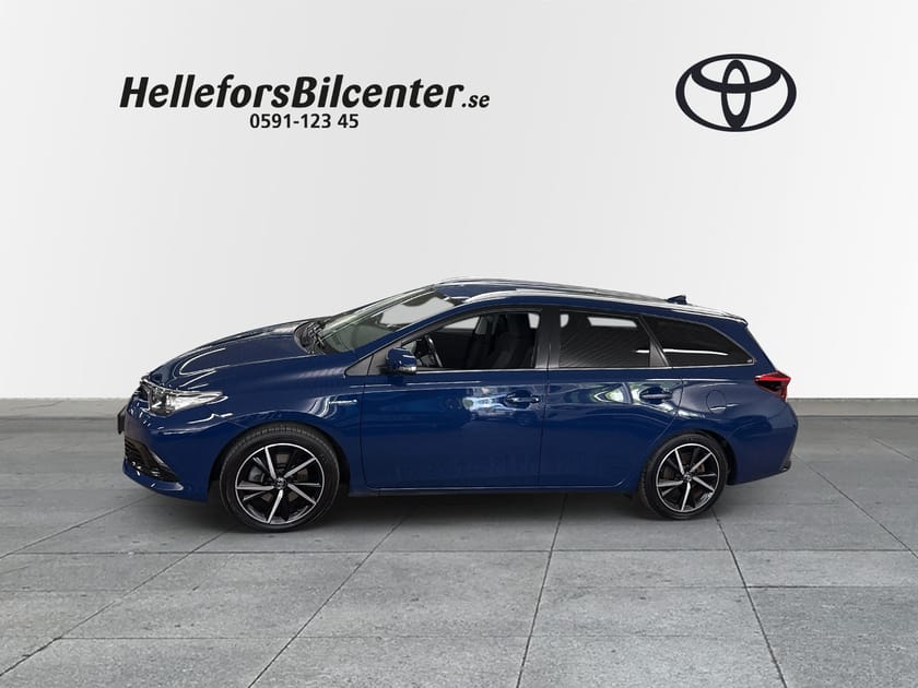Bild 3 av Toyota Auris Touring Sports Hybrid TS 136hk Intense Motov Vhjul