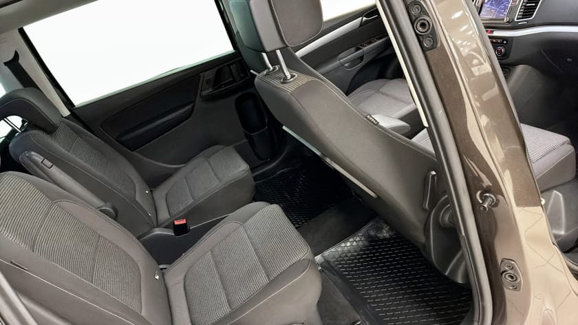 Bild 5 av Volkswagen Sharan 6-sätes 2.0 TDI DPF SCR DSG