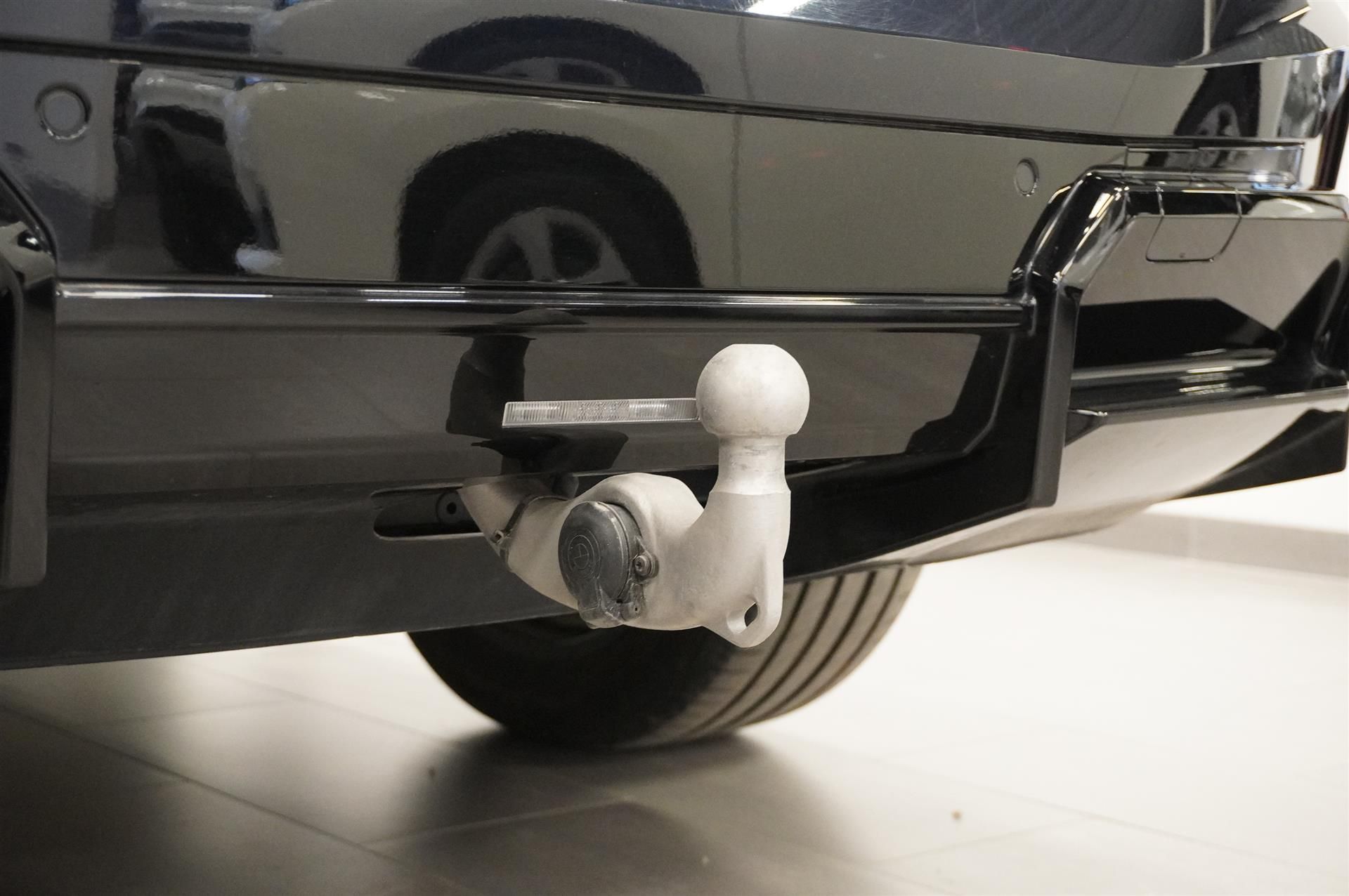 BMW iX xDrive60, 544hk, 2025