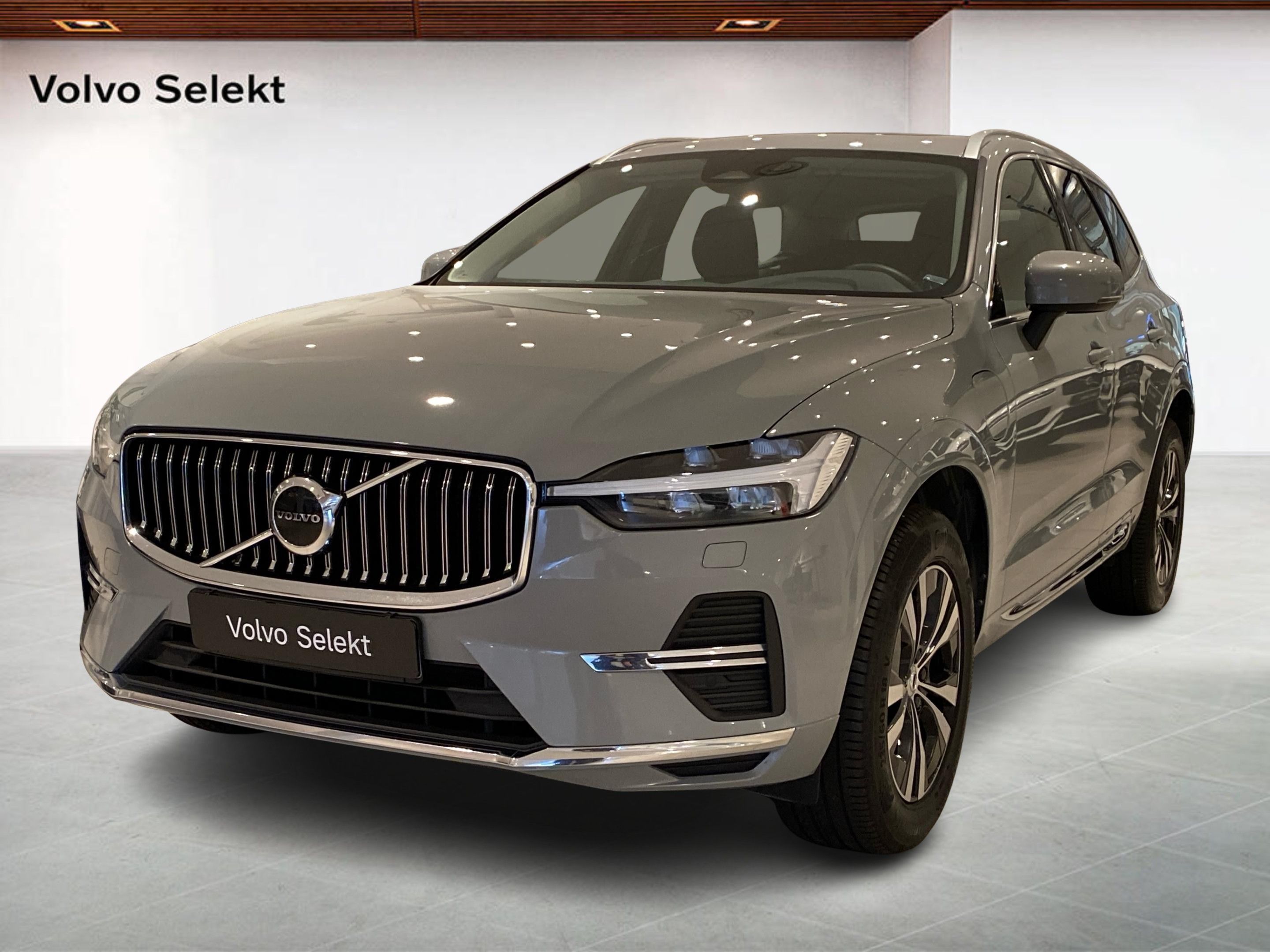Volvo XC60 350 л.с.