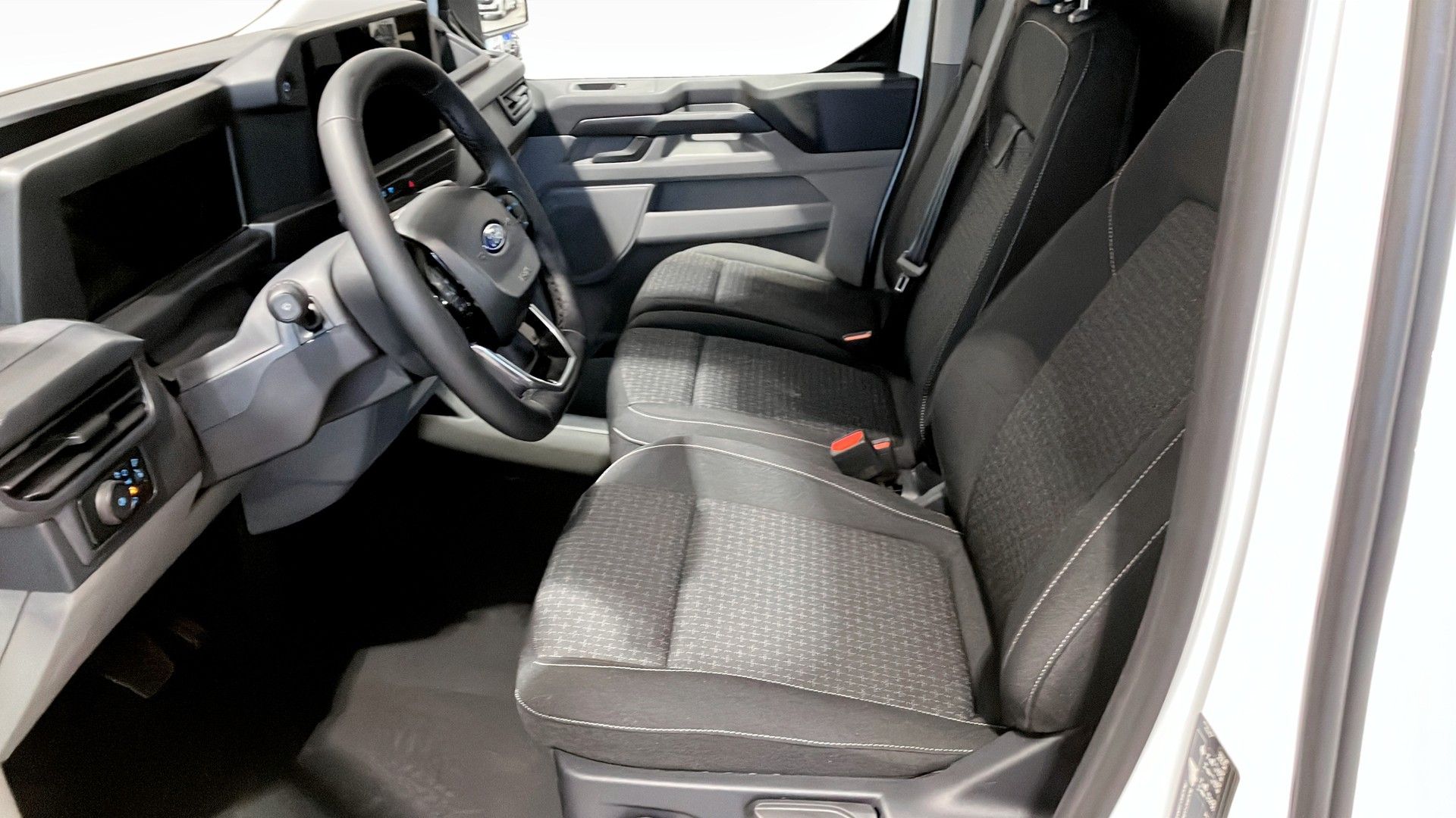 Ford Transit Custom E-Transit Custom 320 2026, bild 5/9