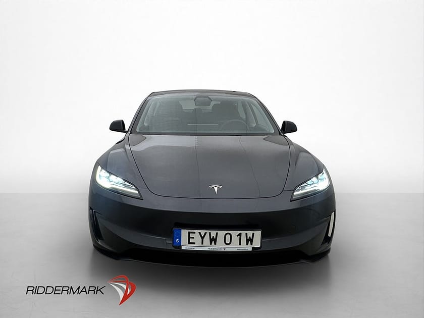Bild 2 av Tesla Model 3 Performance Värmepump Panorama Kamera MOMS