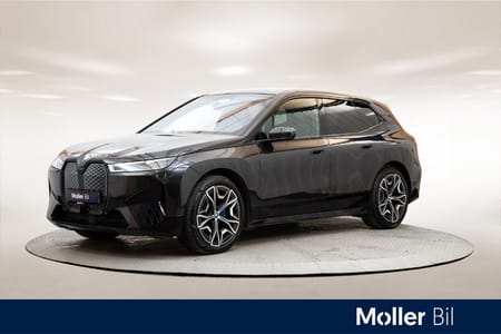 BMW iX xDrive40 Fully Charged