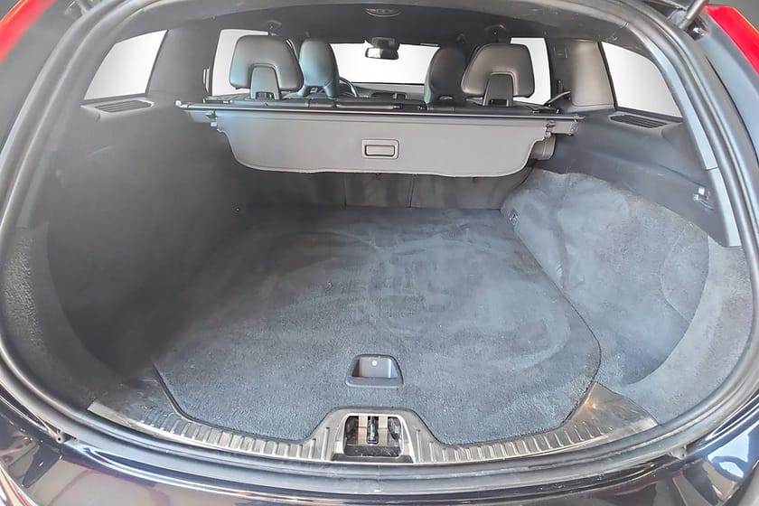Bild 3 av Volvo V60 T6 Black R AWD 329hk R-design Polestar,Drag