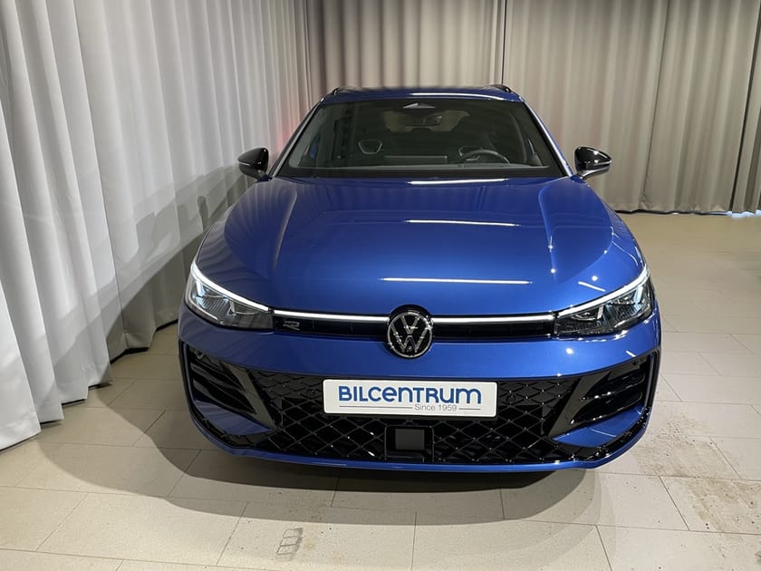 Bild 2 av Volkswagen Passat Variant eHybrid R-LINE 1.5 TSI eHYBRID, Black-style/Drag