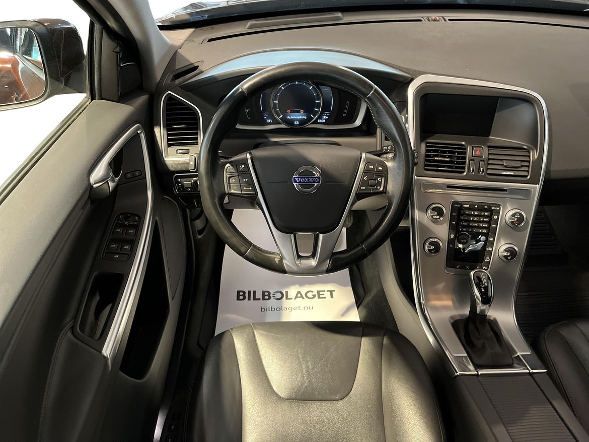 Volvo XC60 2017 - miniatyr 9